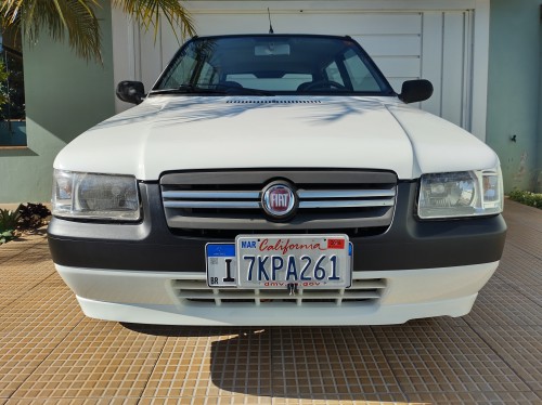 Foto do veículo Fiat Uno Mille 1.0 Fire/ F.Flex/ ECONOMY 2p 2012/2012 ID: 88082