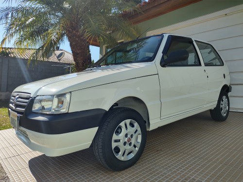 Foto do veículo Fiat Uno Mille 1.0 Fire/ F.Flex/ ECONOMY 2p 2012/2012 ID: 88082