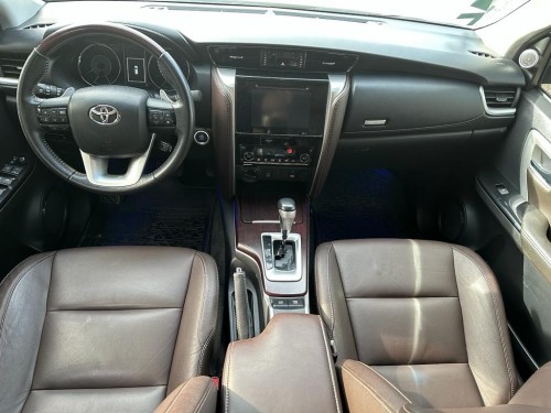 Foto do veículo Toyota Hilux SW4 SRX 4x4 2.8 TDI 16V Dies. Aut. 2018/2017 ID: 88194
