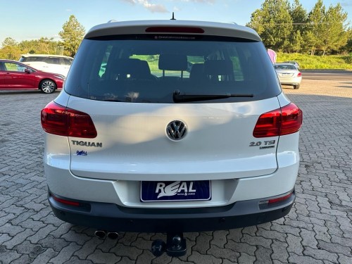 Foto do veículo VW - VolksWagen TIGUAN 2.0 TSI 16V 200cv Tiptronic 5p 2015/2014 ID: 88239