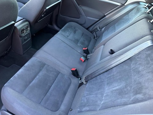 Foto do veículo VW - VolksWagen TIGUAN 2.0 TSI 16V 200cv Tiptronic 5p 2015/2014 ID: 88239