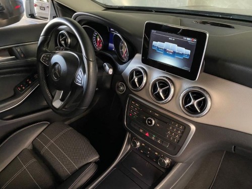 Foto do veículo Mercedes-Benz GLA 200 Advance 1.6/1.6 TB 16V Flex Aut. 2017/2017 ID: 88409
