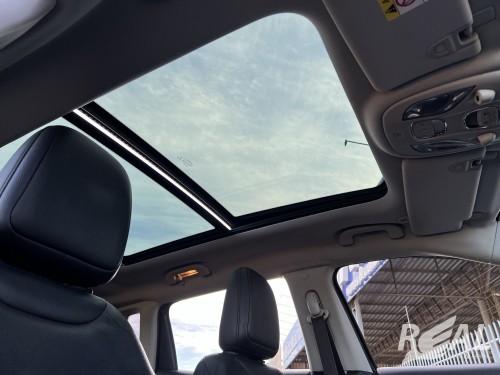 Foto do veículo Jeep COMPASS LIMITED 2.0 4x4 Diesel 16V Aut. 2018/2018 ID: 88421