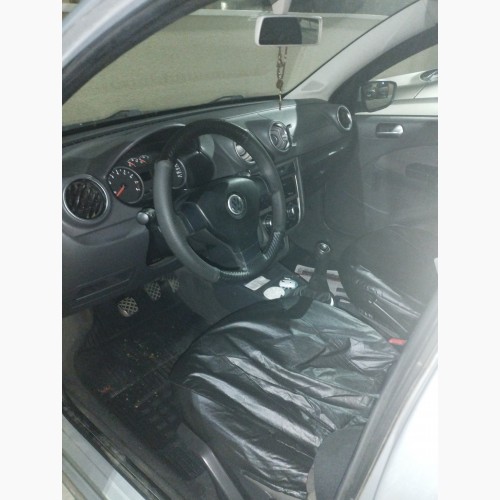Foto do veículo VW - VolksWagen VOYAGE TREND 1.6 Mi Total Flex 8V 4p 2010/2010 ID: 88456