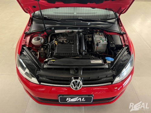 Foto do veículo VW - VolksWagen Golf Comfortline 1.4 TSI 140cv Aut. 2015/2014 ID: 88479