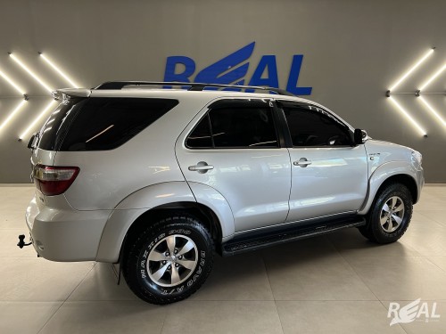 Foto do veículo Toyota Hilux CD SRV D4-D 4x4 3.0 TDI Diesel Aut 2007/2006 ID: 88565
