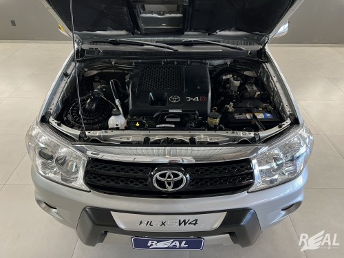 Foto do veículo Toyota Hilux CD SRV D4-D 4x4 3.0 TDI Diesel Aut 2007/2006 ID: 88565