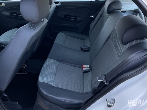 Foto do veículo VW - VolksWagen Gol (novo) 1.0 Mi Total Flex 8V 4p 2012/2011 ID: 88566