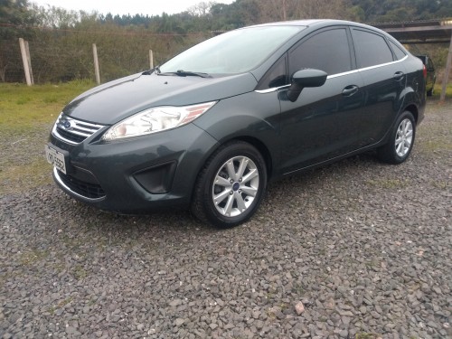 Ford Fiesta SE 1.0 8V Flex 5p Ford Fiesta SE 1.0 8V Flex 5p 2011/2011