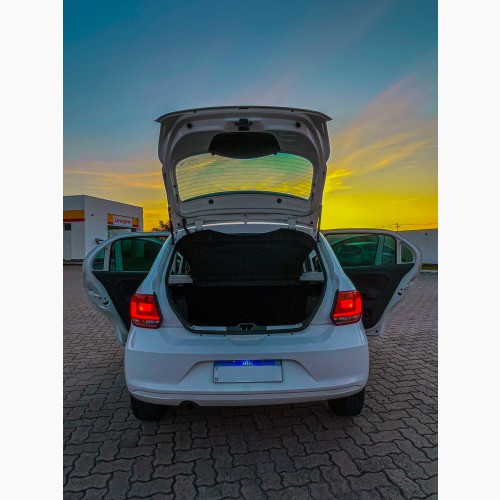 Foto do veículo VW - VolksWagen Gol (novo) 1.0 Mi Total Flex 8V 4p 2014/2013 ID: 88599