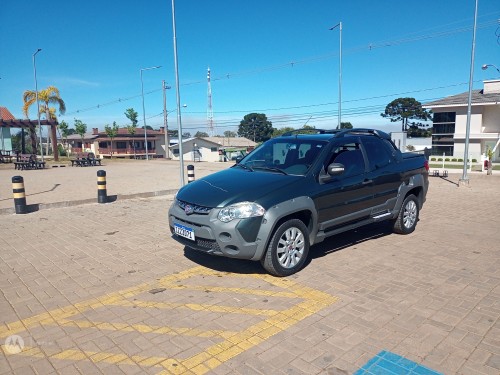 Foto do veículo Fiat Strada Adventure Ext. 1.8  Dual. Flex CD 2015/2015 ID: 88644