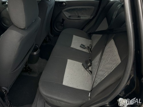 Foto do veículo Ford Fiesta Sed. 1.6 8V Flex 4p 2013/2012 ID: 88661