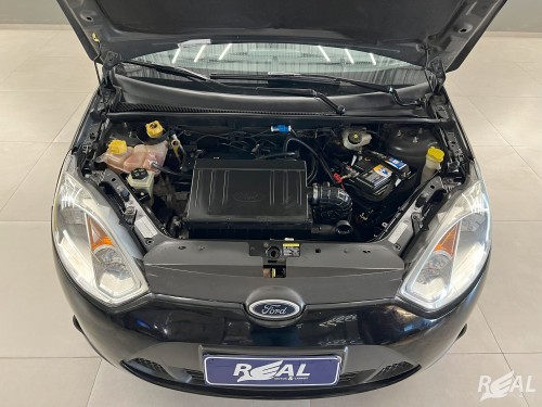 Foto do veículo Ford Fiesta Sed. 1.6 8V Flex 4p 2013/2012 ID: 88661