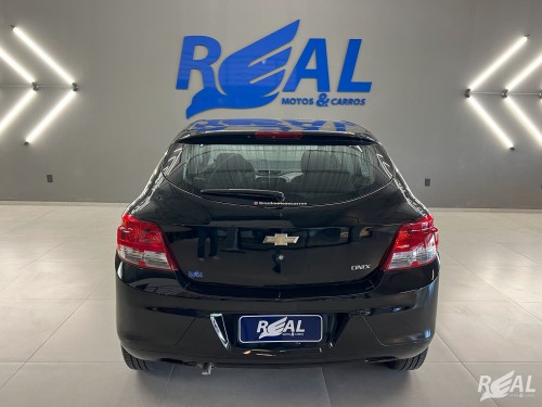Foto do veículo GM - Chevrolet ONIX HATCH Joy 1.0 8V Flex 5p Mec. 2018/2018 ID: 88663