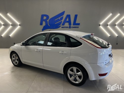 Foto do veículo Ford Focus 1.6 S/SE/SE Plus Flex 8V/16V  5p 2012/2011 ID: 88677