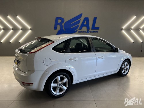 Foto do veículo Ford Focus 1.6 S/SE/SE Plus Flex 8V/16V  5p 2012/2011 ID: 88677