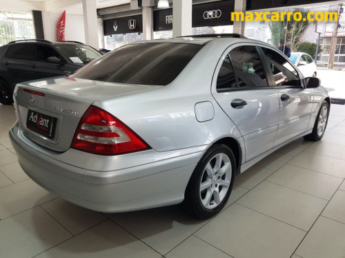 Foto do veículo Mercedes-Benz C-180 CGI Classic 1.8 16V 156cv Aut. 2006/2006 ID: 89043