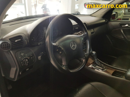 Foto do veículo Mercedes-Benz C-180 CGI Classic 1.8 16V 156cv Aut. 2006/2006 ID: 89043