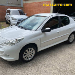 Peugeot 207 Sedan Passion XS 1.6 Flex 16V 4p Aut