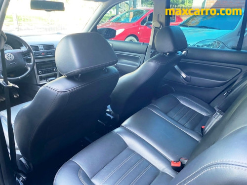 Foto do veículo VW - VolksWagen Golf Sportline 2.0 Mi Total F. 8V Tip. 2014/2014 ID: 89449