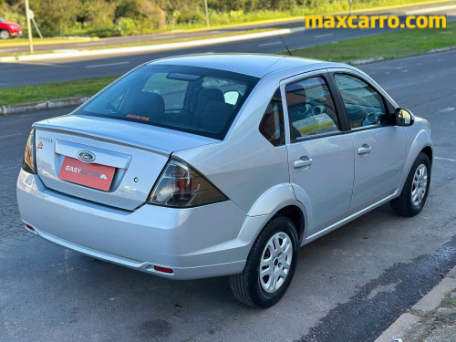 Foto do veículo Ford Fiesta 1.6 Se Sedan 8v Flex 4p Manual 2014/2013 ID: 89508