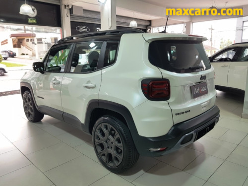 Foto do veículo Jeep Renegade S T270 1.3 TB 4x4 Flex Aut. 2022/2022 ID: 89530