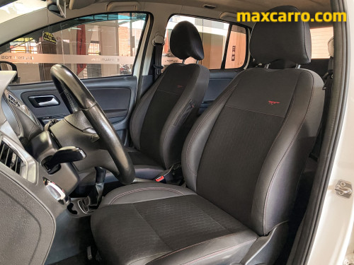 Foto do veículo VW - VolksWagen CROSSFOX 1.6 Mi Total Flex 8V 5p 2014/2014 ID: 89647