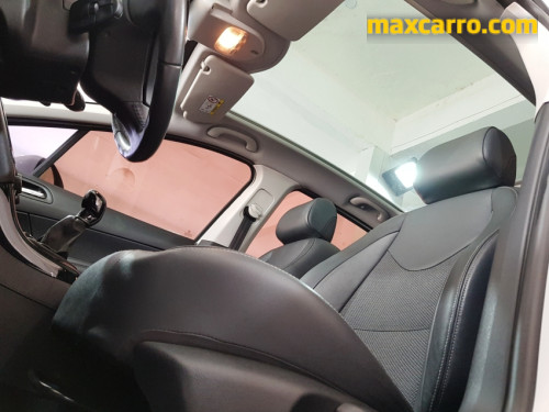 Foto do veículo Peugeot 308 Allure 1.6 Flex 16V 5p Mec. 2016/2015 ID: 89710