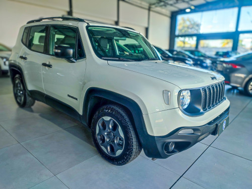 Foto do veículo Jeep Renegade Custom 1.8 4x2 Flex 16V Mec. 2021/2021 ID: 89733