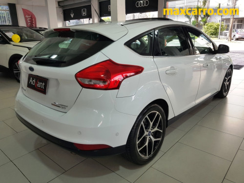Foto do veículo Ford Focus TITA/TITA Plus 2.0  Flex 5p Aut. 2016/2016 ID: 89736