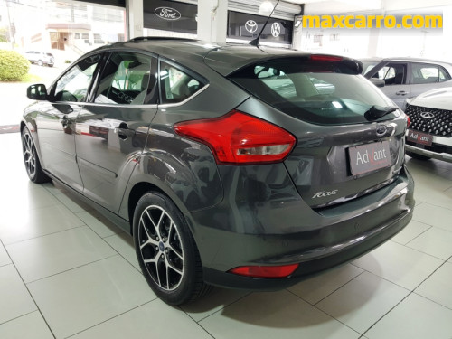 Foto do veículo Ford Focus TITA/TITA Plus 2.0  Flex 5p Aut. 2017/2016 ID: 89747