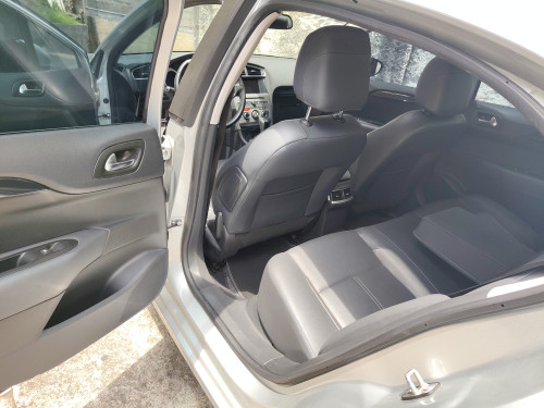 Foto do veículo CITROËN C4 LOUNGE Exclusive 1.6 Turbo Flex Aut. 2017/2016 ID: 89780