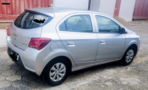 Foto do veículo GM - CHEVROLET ONIX HATCH LT 1.0 8V FlexPower 5p Mec. 2017/2017 ID: 89781