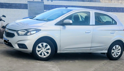 Foto do veículo GM - CHEVROLET ONIX HATCH LT 1.0 8V FlexPower 5p Mec. 2017/2017 ID: 89781