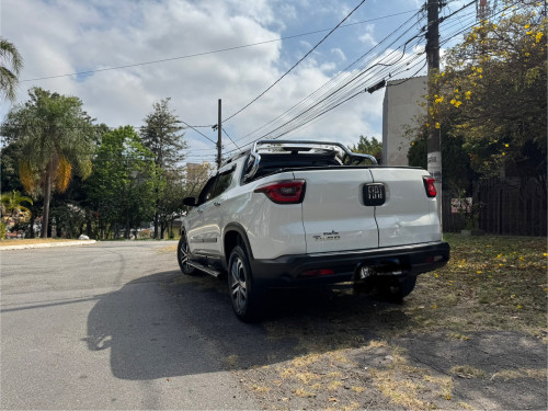 Foto do veículo FIAT Toro Volcano 2.0 16V 4x4 TB Diesel Aut. 2017/2017 ID: 89784