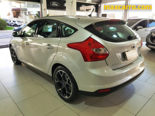 Foto do veículo Ford Focus TITA/TITA Plus 2.0  Flex 5p Aut. 2015/2015 ID: 89827