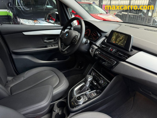 Foto do veículo BMW 220i Tourer Active Flex 2.0 TB Aut. 2017/2016 ID: 89839