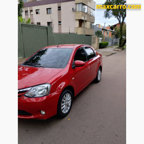 Foto do veículo Toyota ETIOS XLS Sedan 1.5 Flex 16V 4p Mec. 2014/2013 ID: 89846