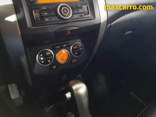 Foto do veículo Nissan LIVINA X-GEAR SL/X-GEAR 1.8 Flex F. Aut. 2012/2011 ID: 89848