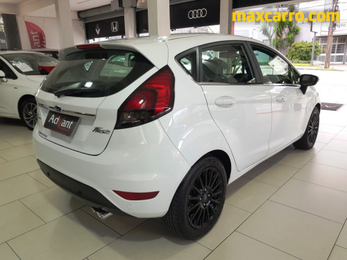 Foto do veículo Ford Fiesta TIT./TIT.Plus 1.6 16V Flex Aut. 2016/2016 ID: 89851