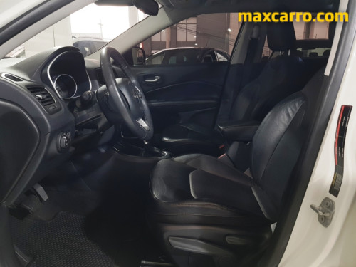 Foto do veículo Jeep COMPASS LONGITUDE 2.0 4x2 Flex 16V Aut. 2018/2018 ID: 89859