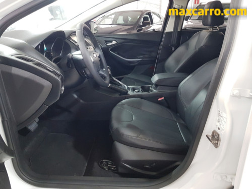 Foto do veículo Ford Focus TITA/TITA Plus 2.0  Flex 5p Aut. 2015/2014 ID: 89863