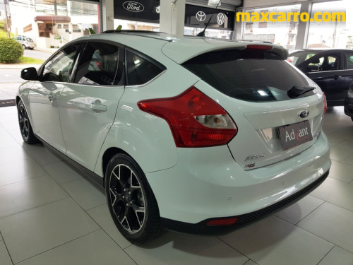 Foto do veículo Ford Focus TITA/TITA Plus 2.0  Flex 5p Aut. 2015/2014 ID: 89863