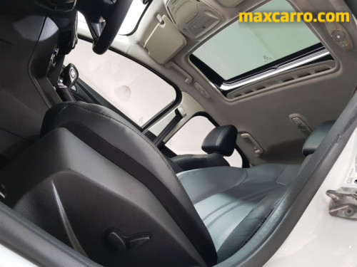 Foto do veículo Ford Focus TITA/TITA Plus 2.0  Flex 5p Aut. 2015/2014 ID: 89863