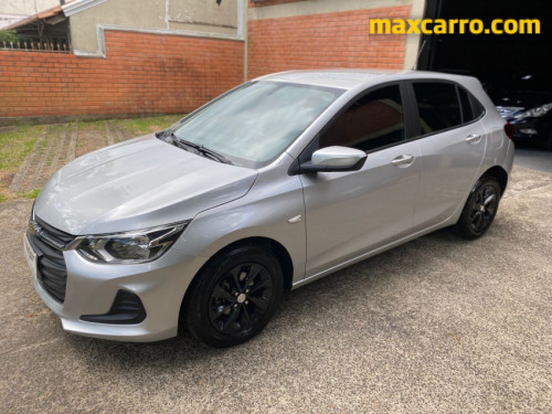 Foto do veículo GM - Chevrolet ONIX HATCH LT 1.0 12V Flex 5p Mec. 2021/2021 ID: 89868