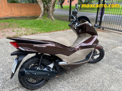 Foto do veículo HONDA PCX 150/DLX 2017/2017 ID: 89893
