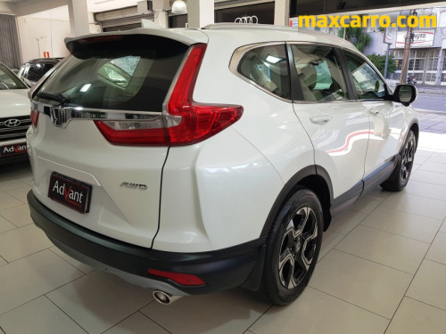 Foto do veículo Honda CR-V Touring 1.5 16V 4WD 5p Aut. 2019/2019 ID: 89906