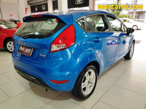 Foto do veículo Ford Fiesta SEL 1.6 16V Flex  Aut. 5p 2018/2018 ID: 89914