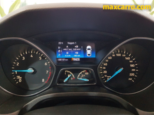 Foto do veículo Ford Focus Fastback TIT./T.PLUS 2.0 Flex Aut. 2016/2015 ID: 89920