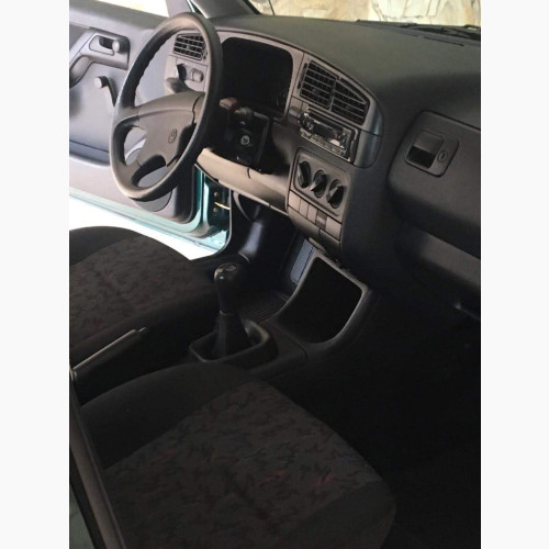 Foto do veículo VW - VolksWagen Golf GL 1.8/ 2.0i 4p 1995/1995 ID: 89956